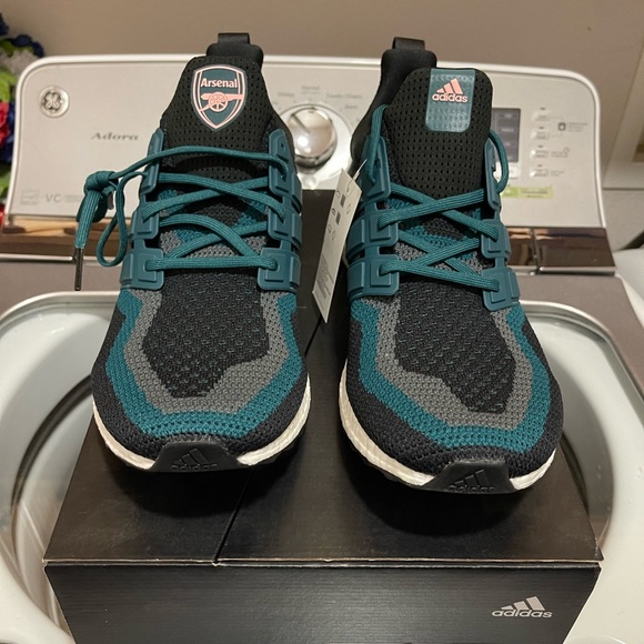 adidas gazelle silver green womens Buy Ultraboost x Arsenal FC (Real Boost) (Original Quality 1:1) Online in  Pakistan